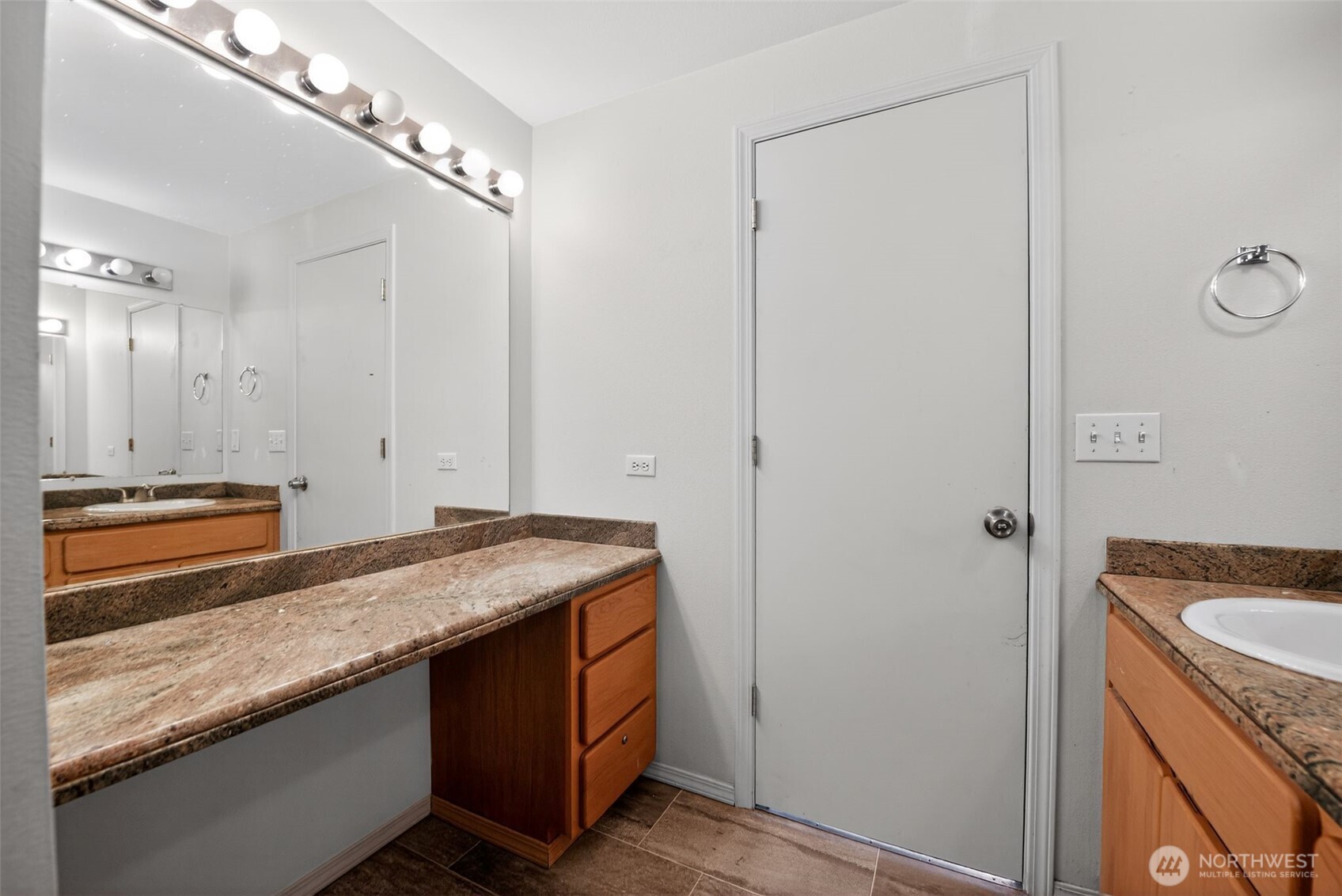 8402 147th St Court Property Photo 18