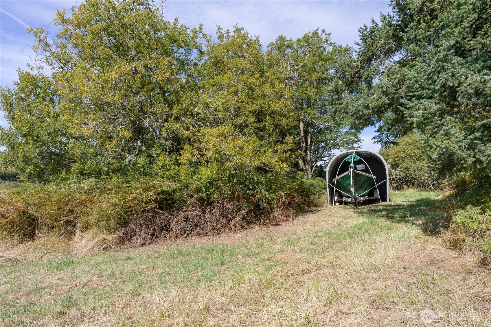 5774 Center Road Property Photo 15