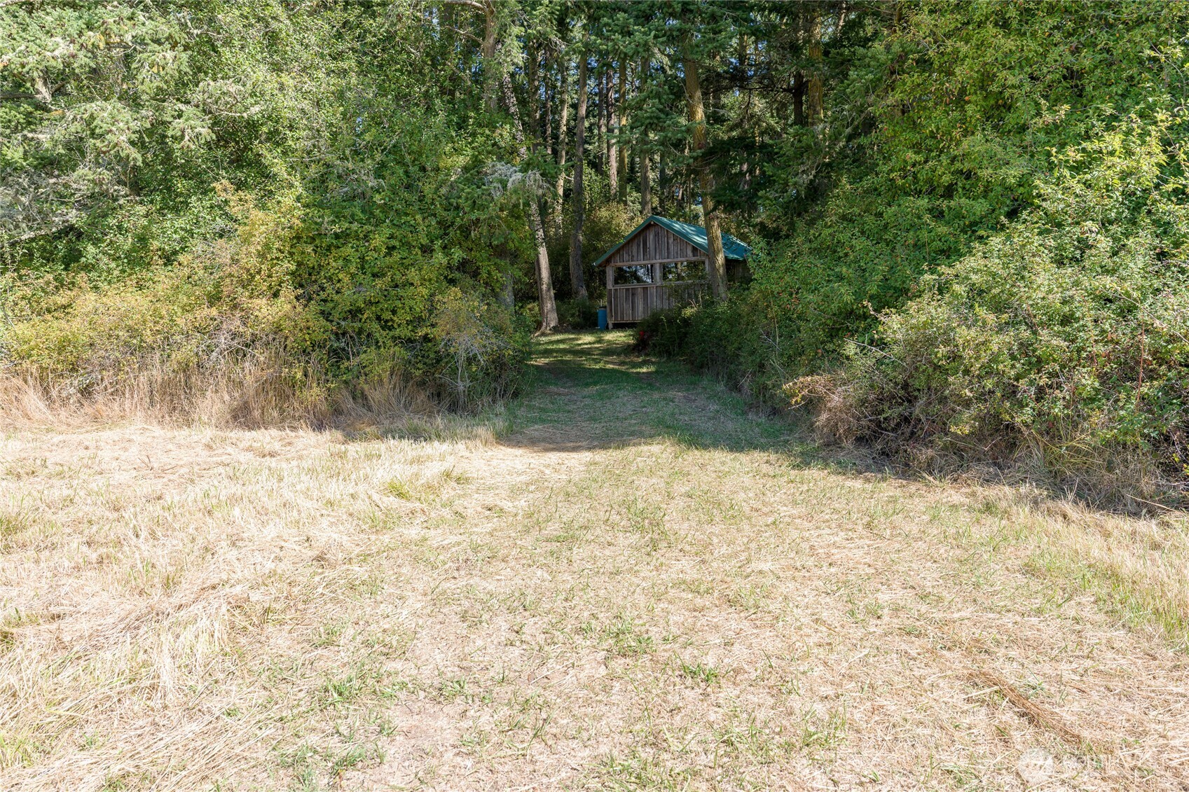 5774 Center Road Property Photo 19