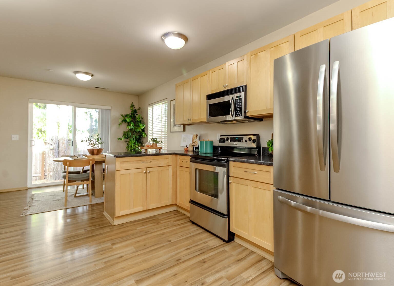 1239 Evans Court Property Photo 8