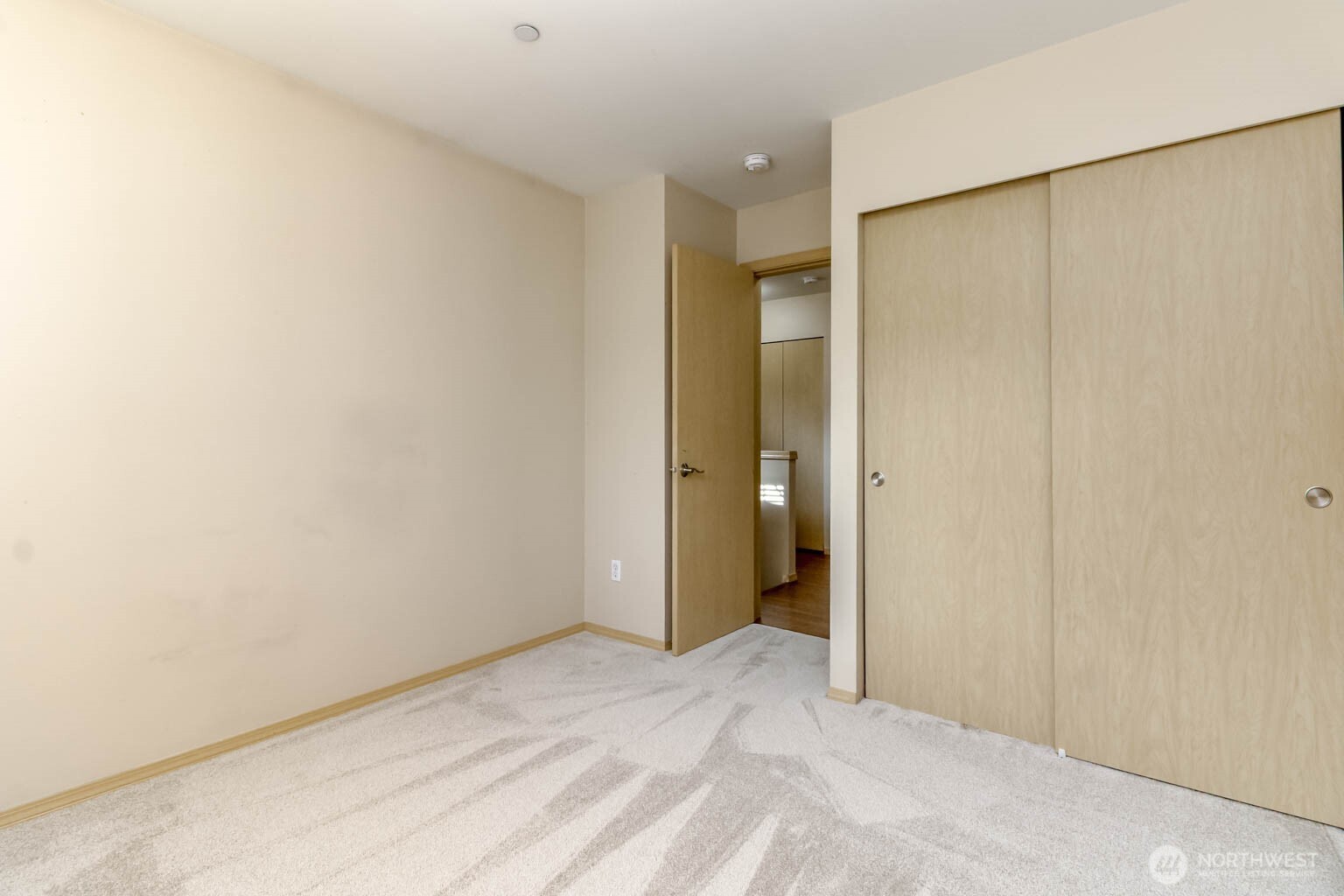 1239 Evans Court Property Photo 10