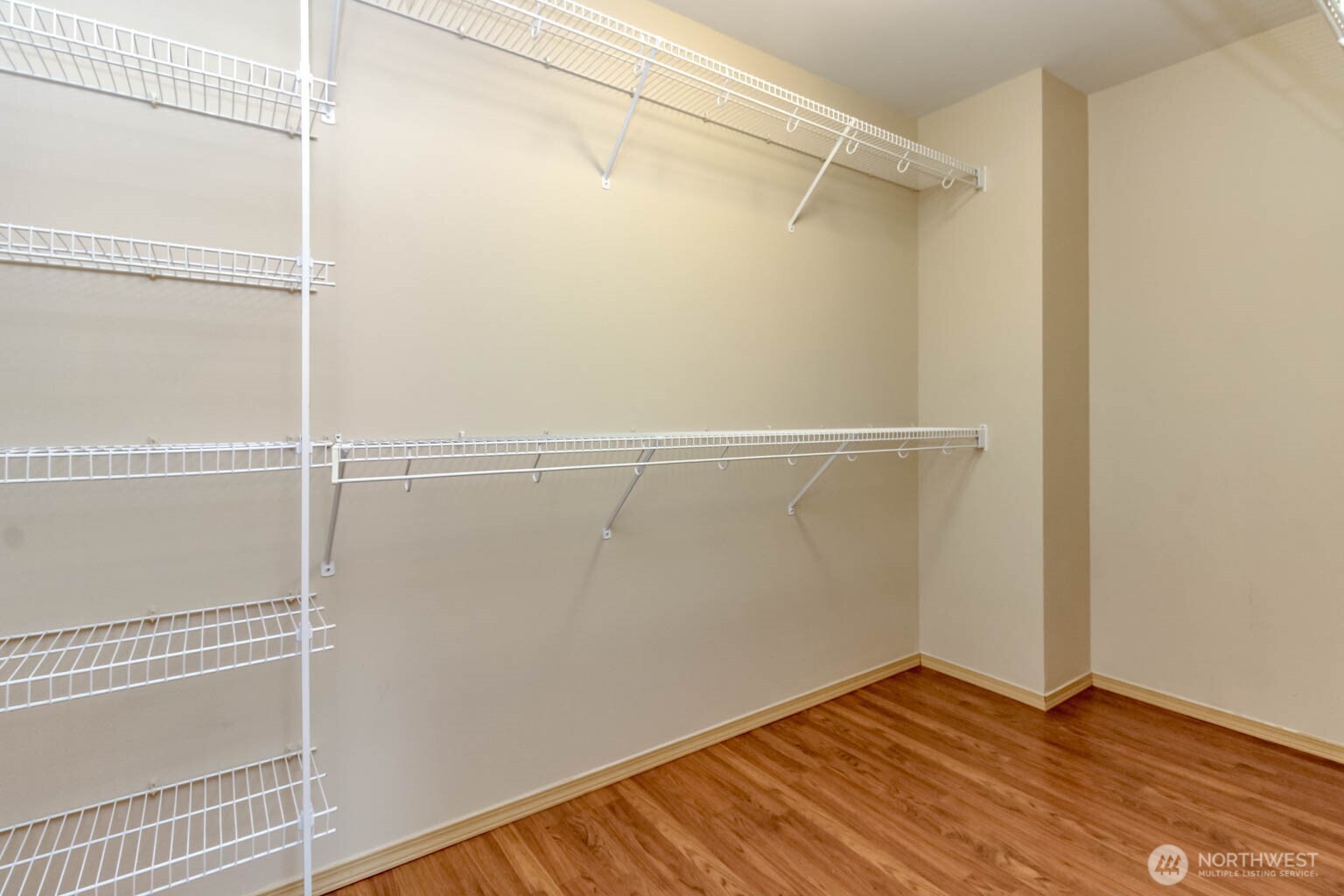 1239 Evans Court Property Photo 17