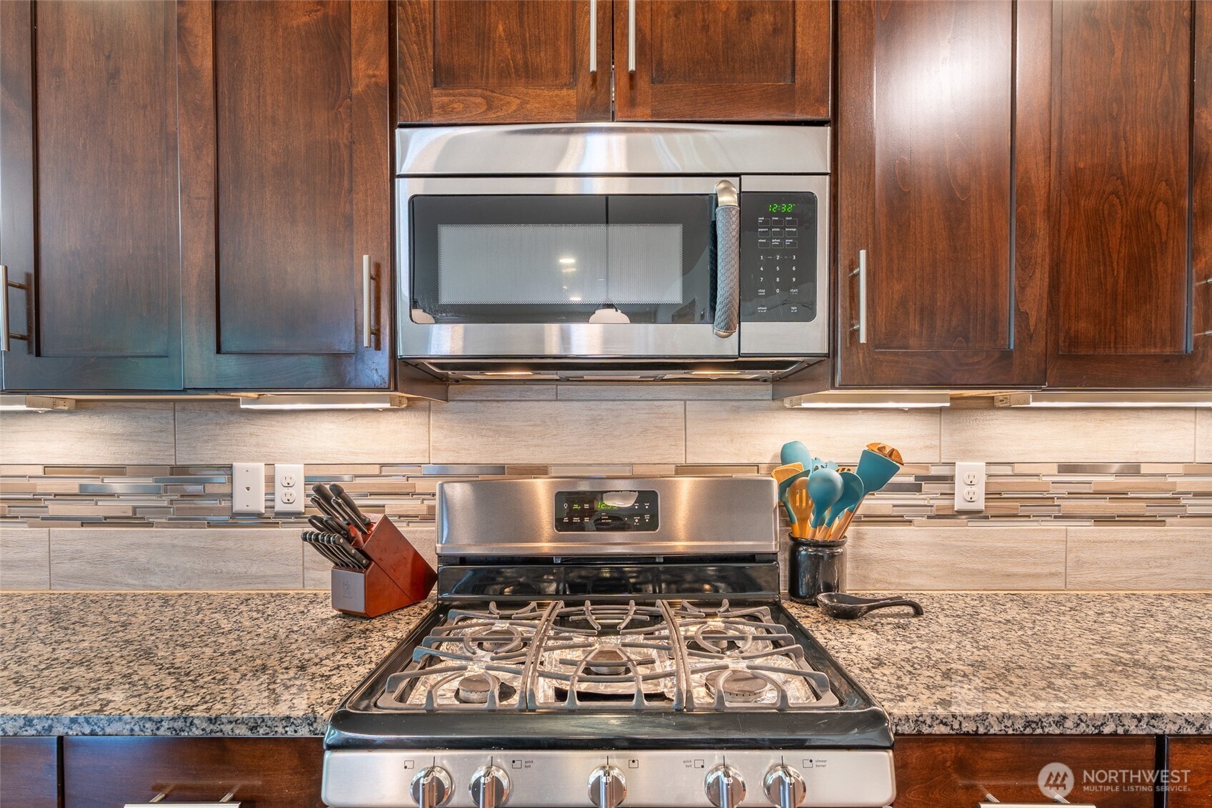 2405 196th Place Property Photo 14