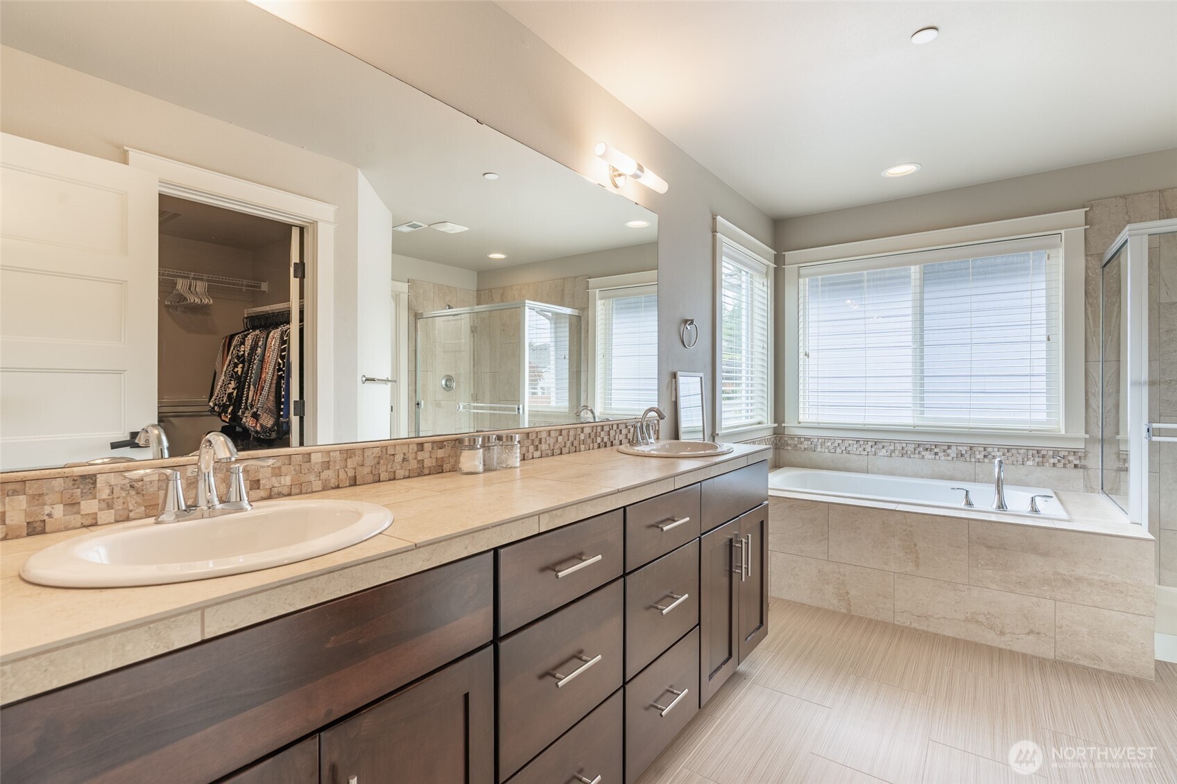 2405 196th Place Property Photo 23