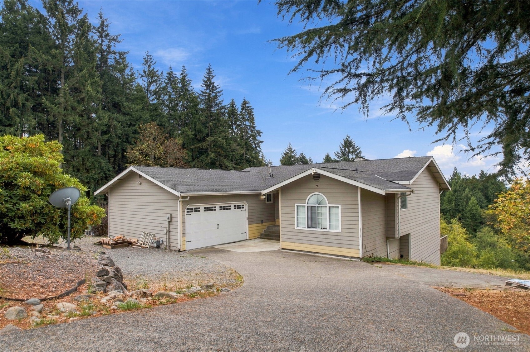 16408 39th St Court Property Photo 1