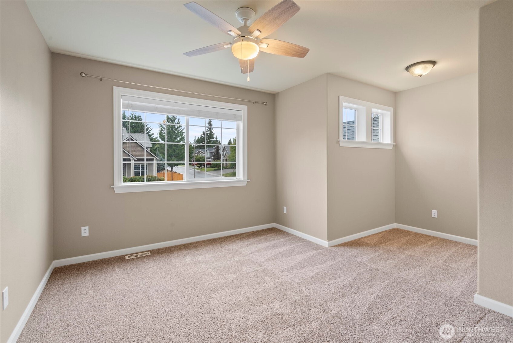 12905 195th Ave Court Property Photo 15