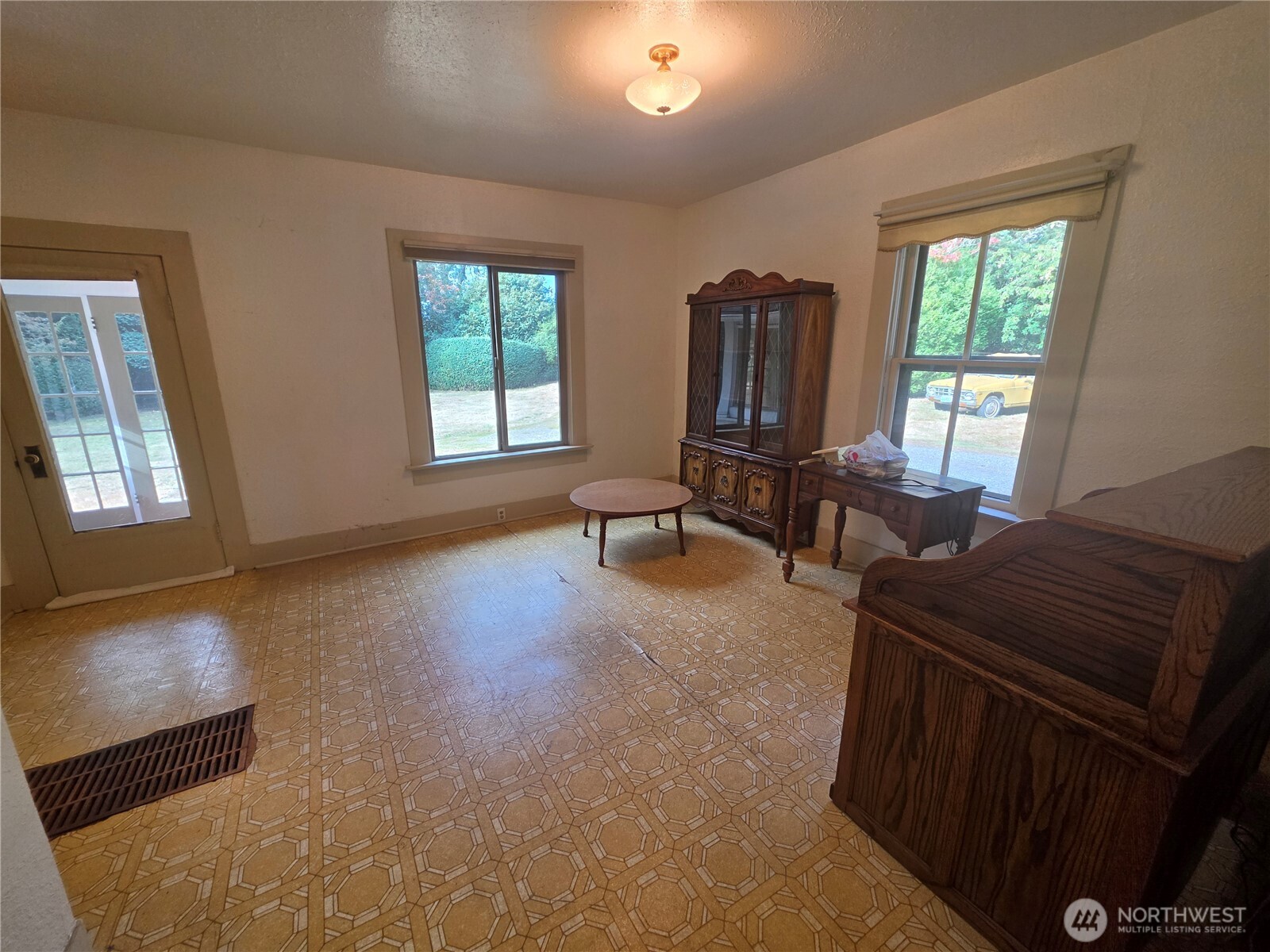 4996 Northwest Property Photo 2