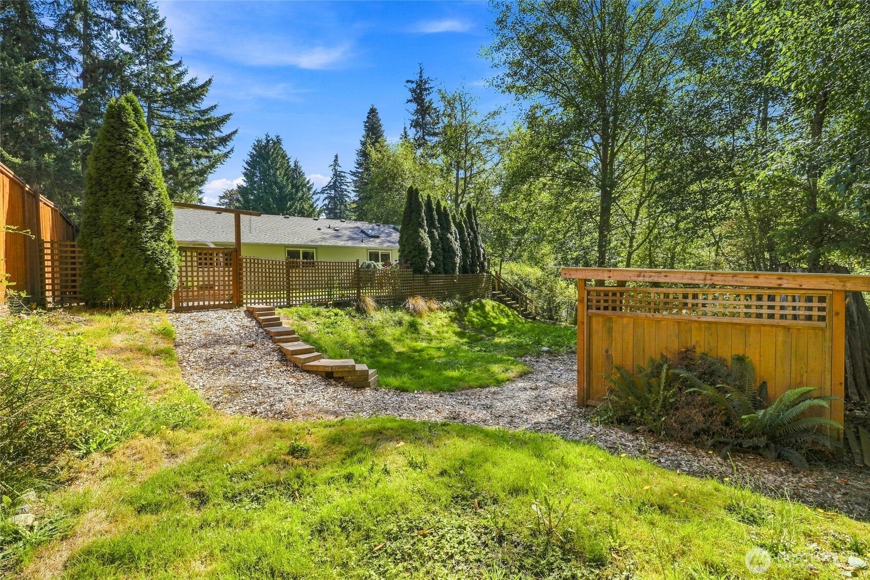 1666 Vine Maple Lane Property Photo 23
