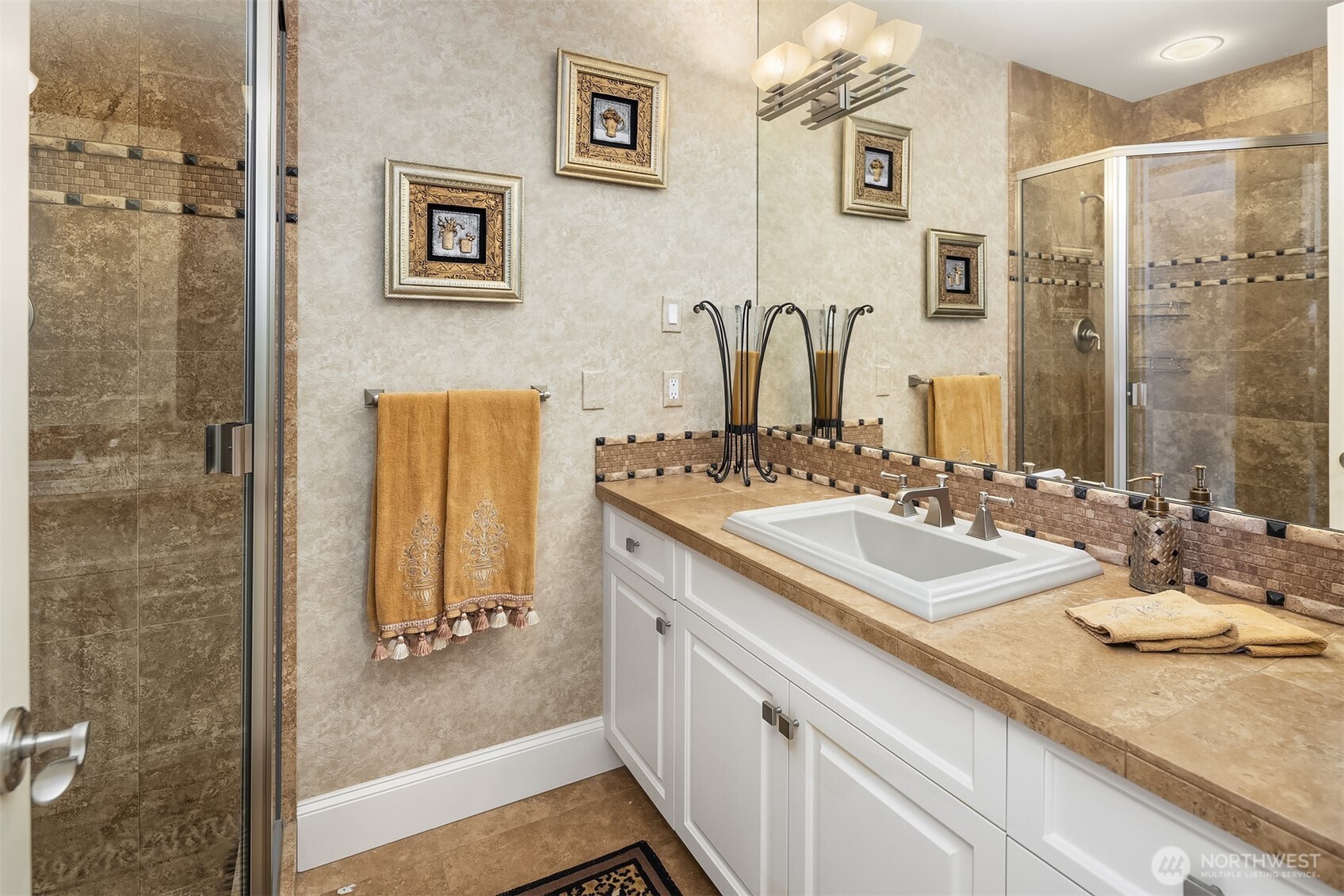 8496 Ne Woodland Cove Drive Property Photo 34
