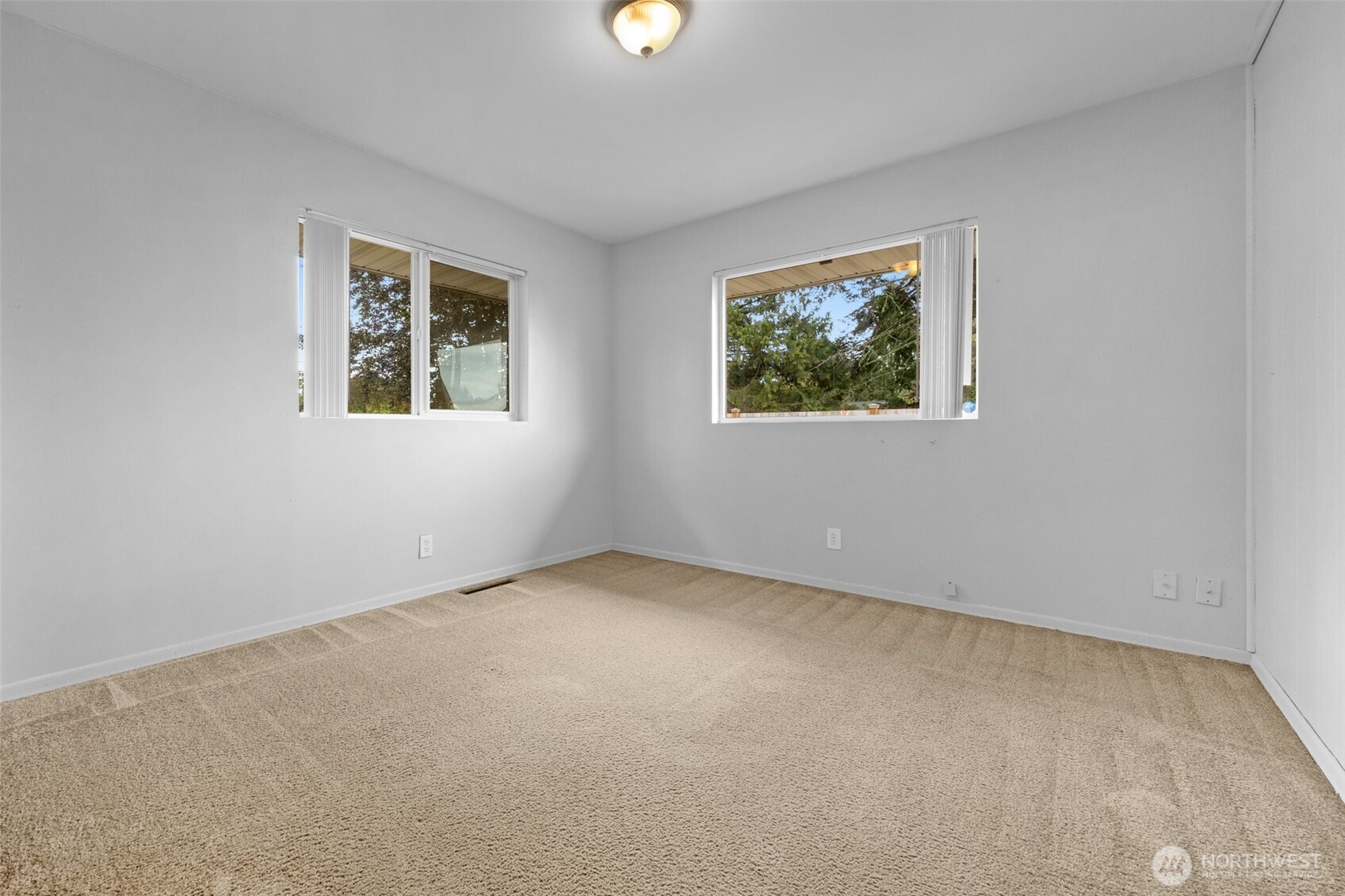 9205 50th Avenue Property Photo 13