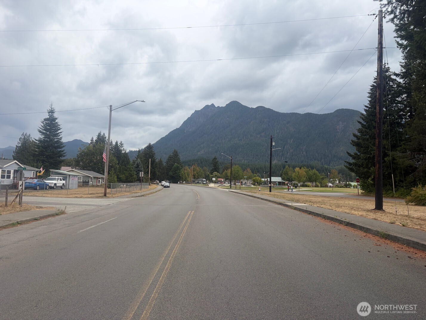 900 Mountain Loop Hwy Property Photo 10