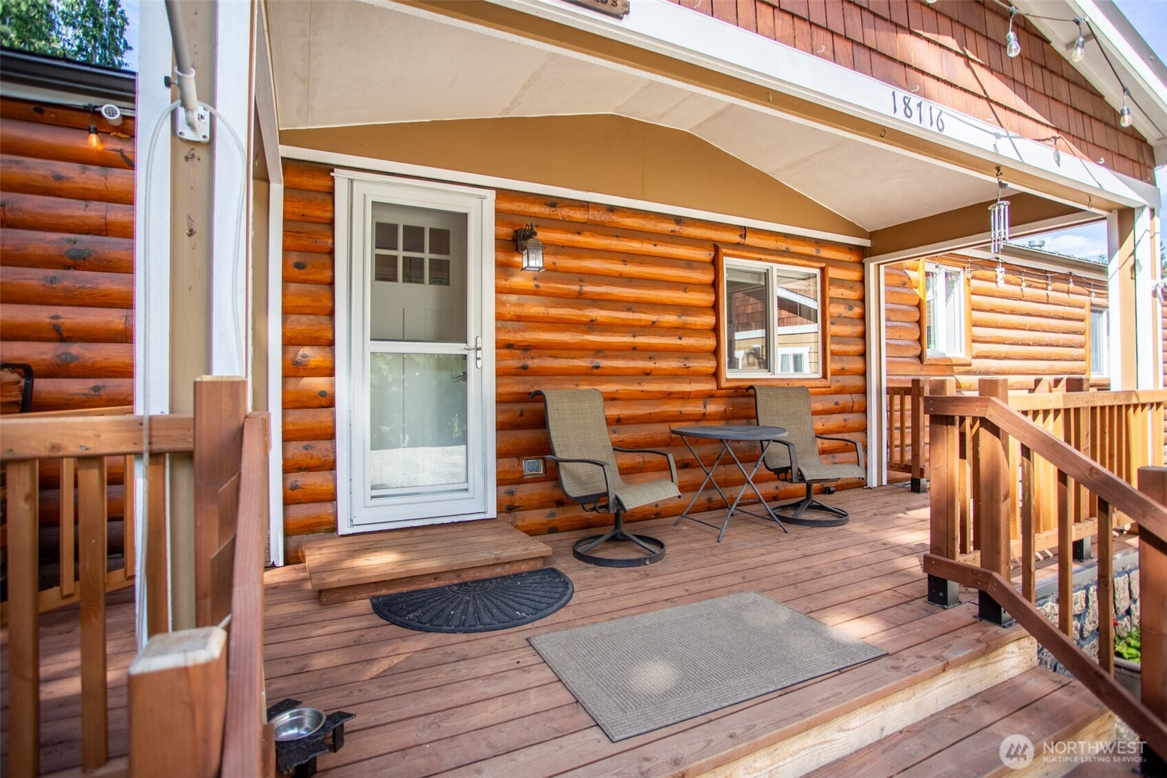 18716 215th Avenue Property Photo 9