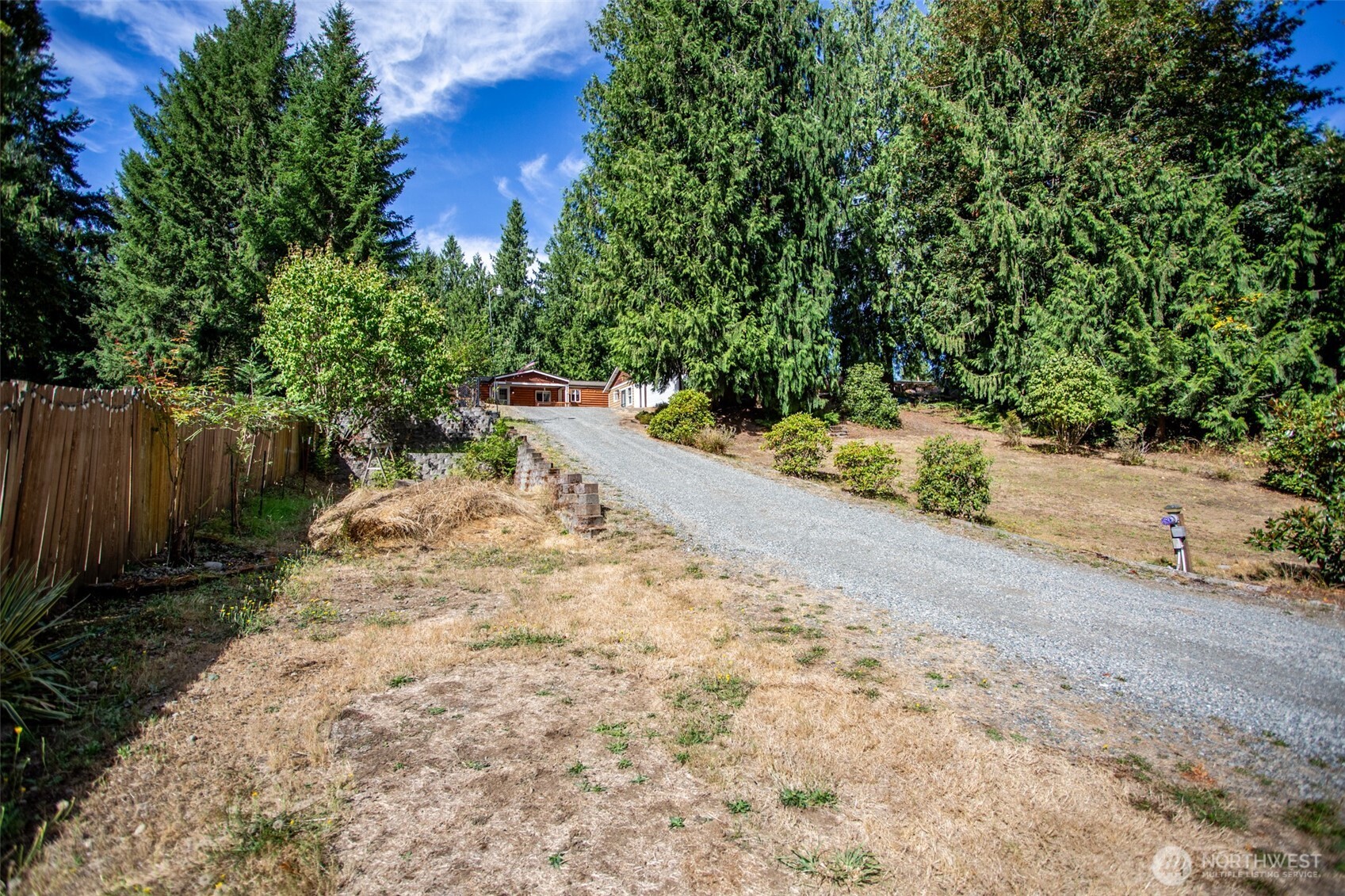 18716 215th Avenue Property Photo 36