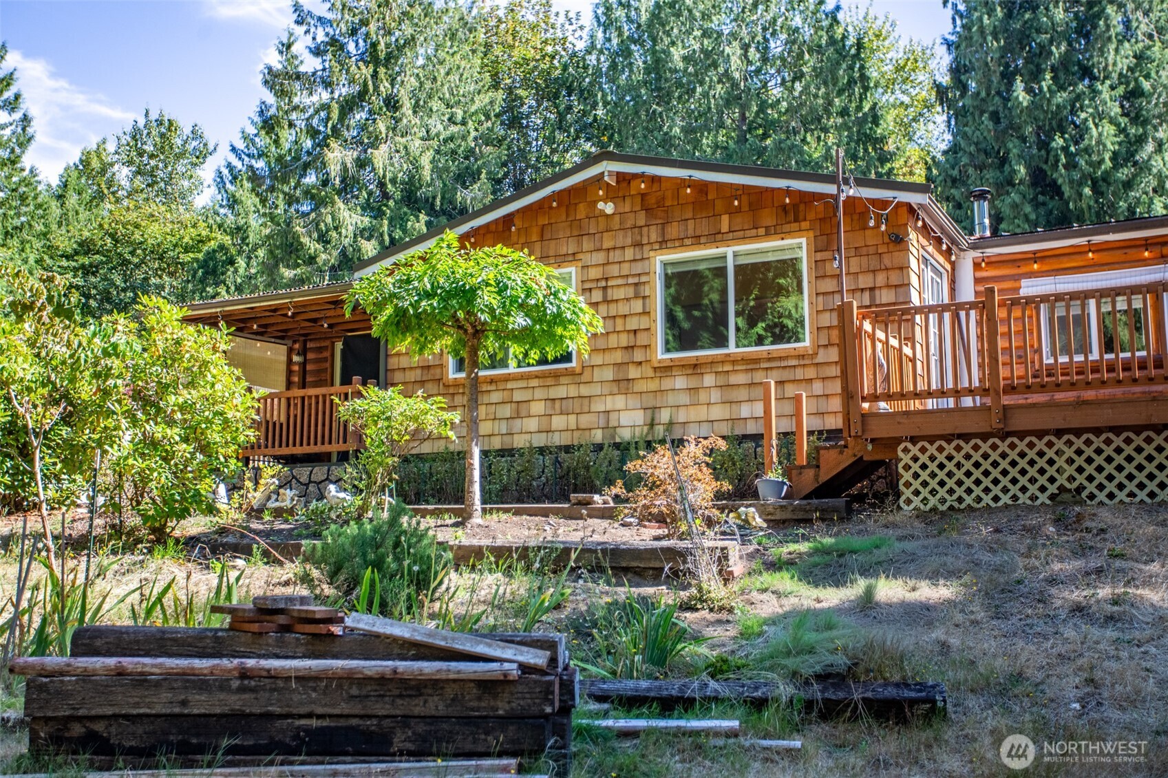 18716 215th Avenue Property Photo 38