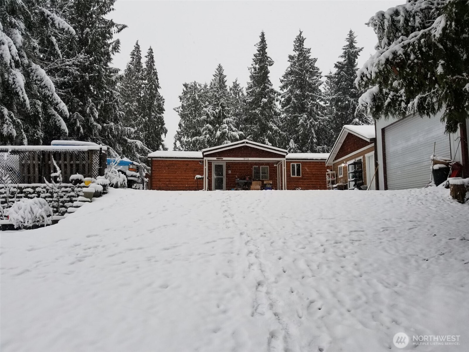 18716 215th Avenue Property Photo 40