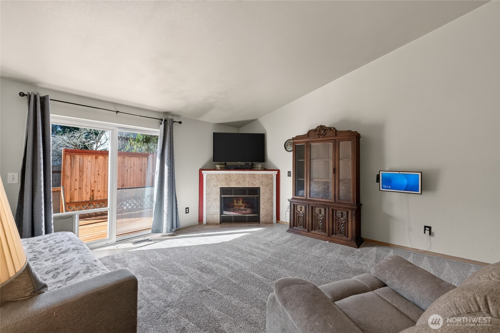 21528 102nd Street Property Photo 9