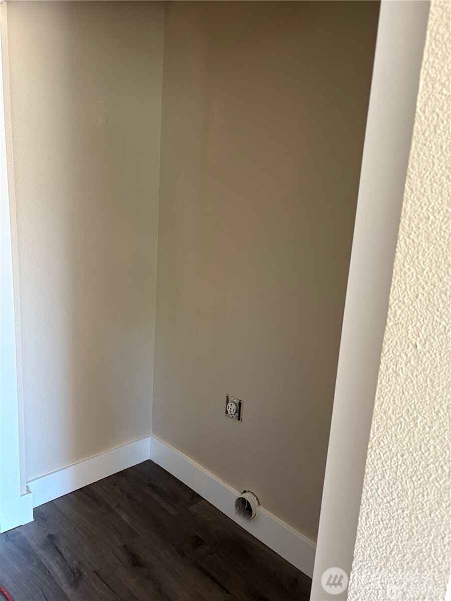 416 170th Street Property Photo 21