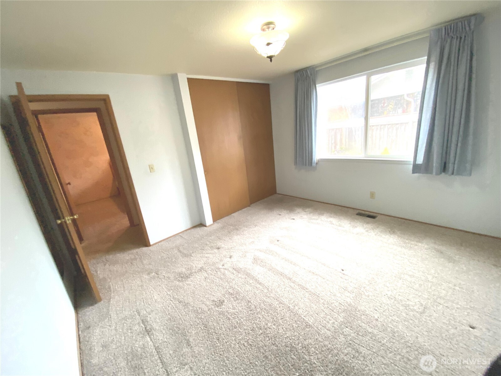 10819 Se 230th Street Property Photo 11