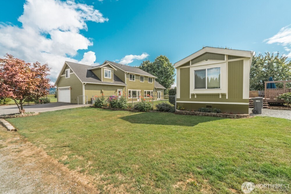17166 Dike Road Property Photo 8