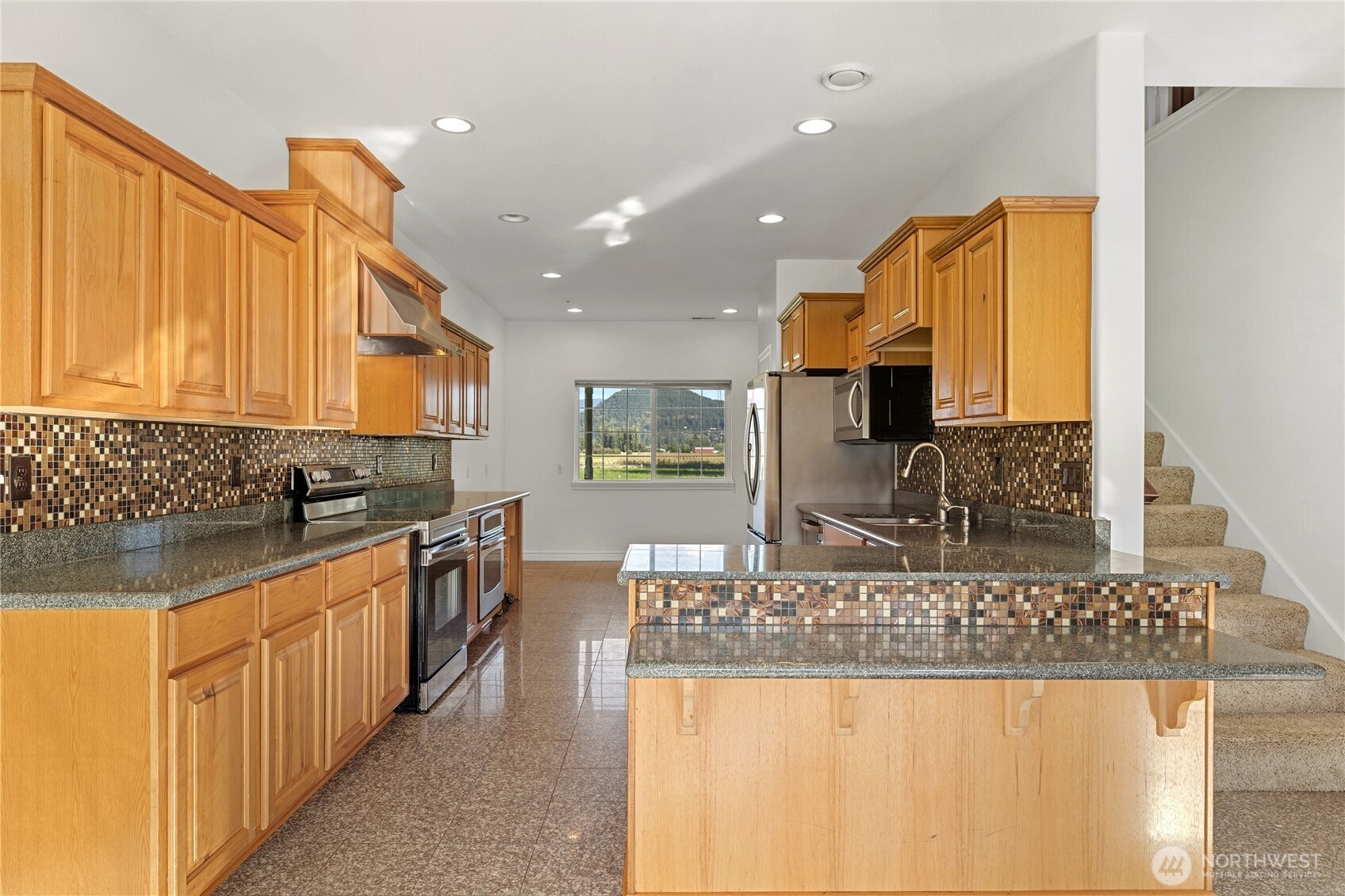 17166 Dike Road Property Photo 9