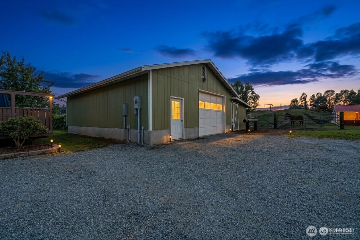 17166 Dike Road Property Photo 25