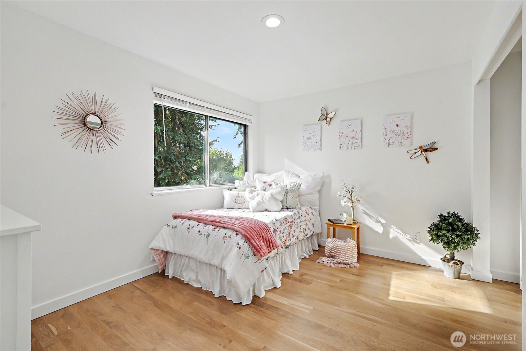 2815 Forest Ridge Drive Property Photo 24