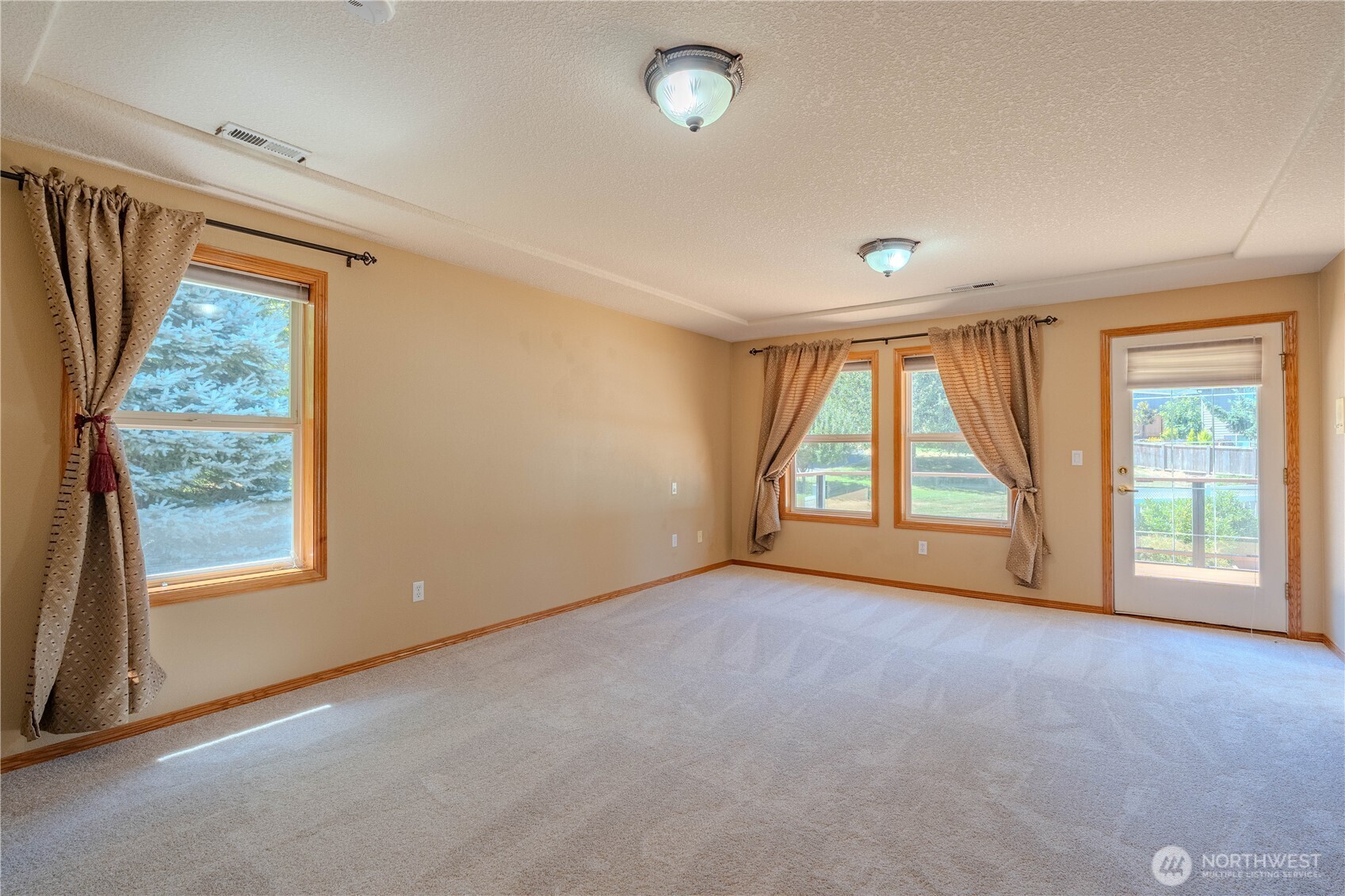 10800 Nw 13th Place Property Photo 14