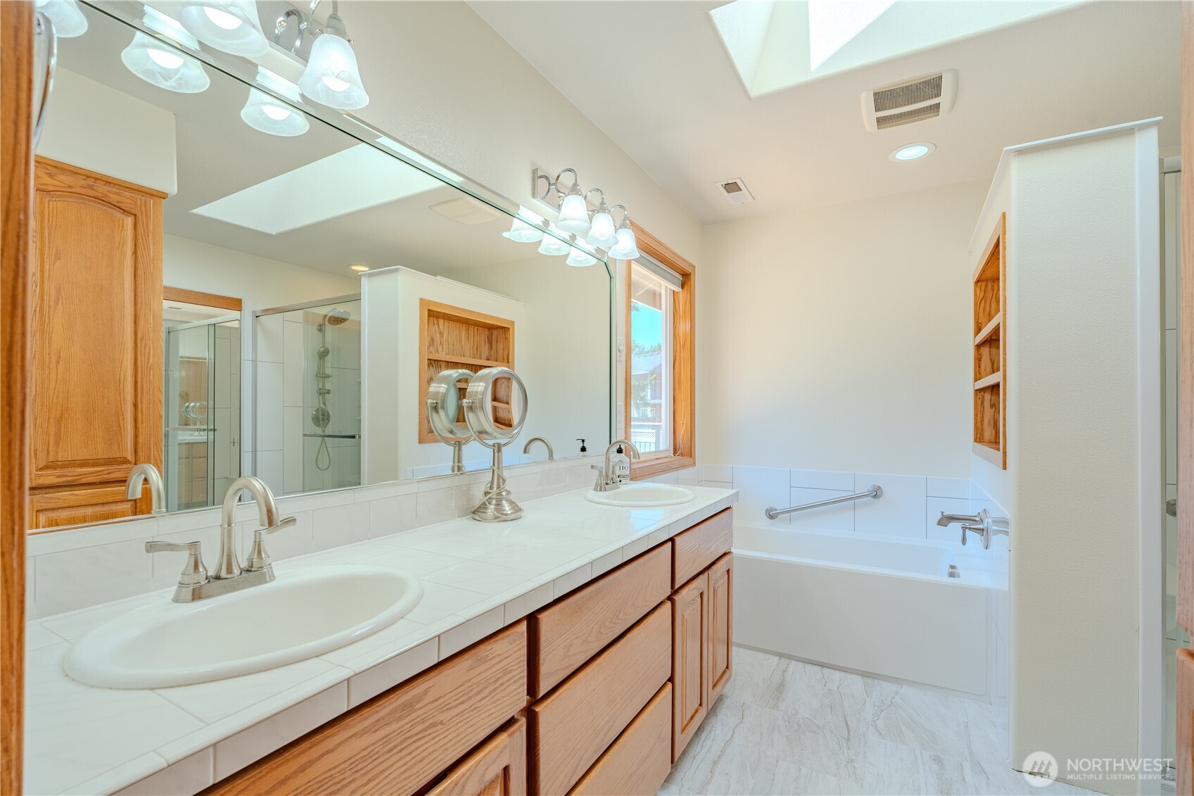 10800 Nw 13th Place Property Photo 15