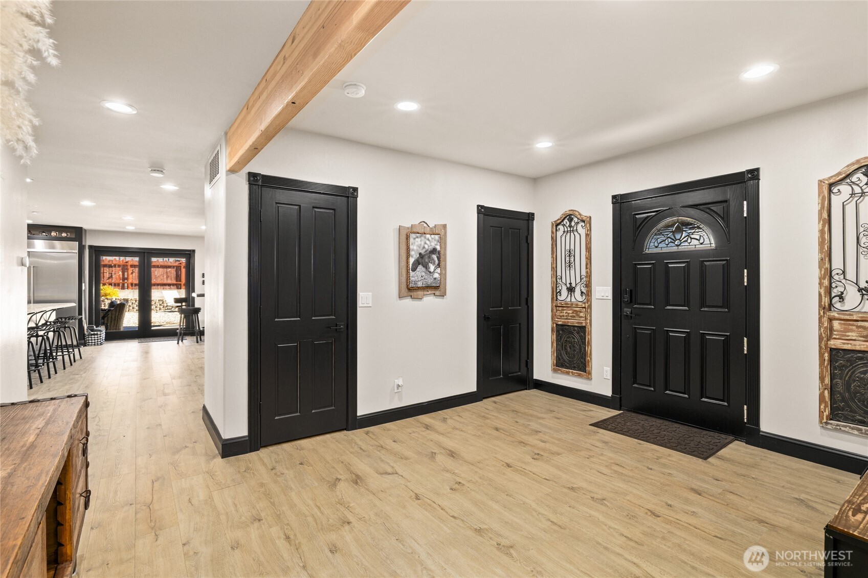 561 3rd Street Property Photo 5
