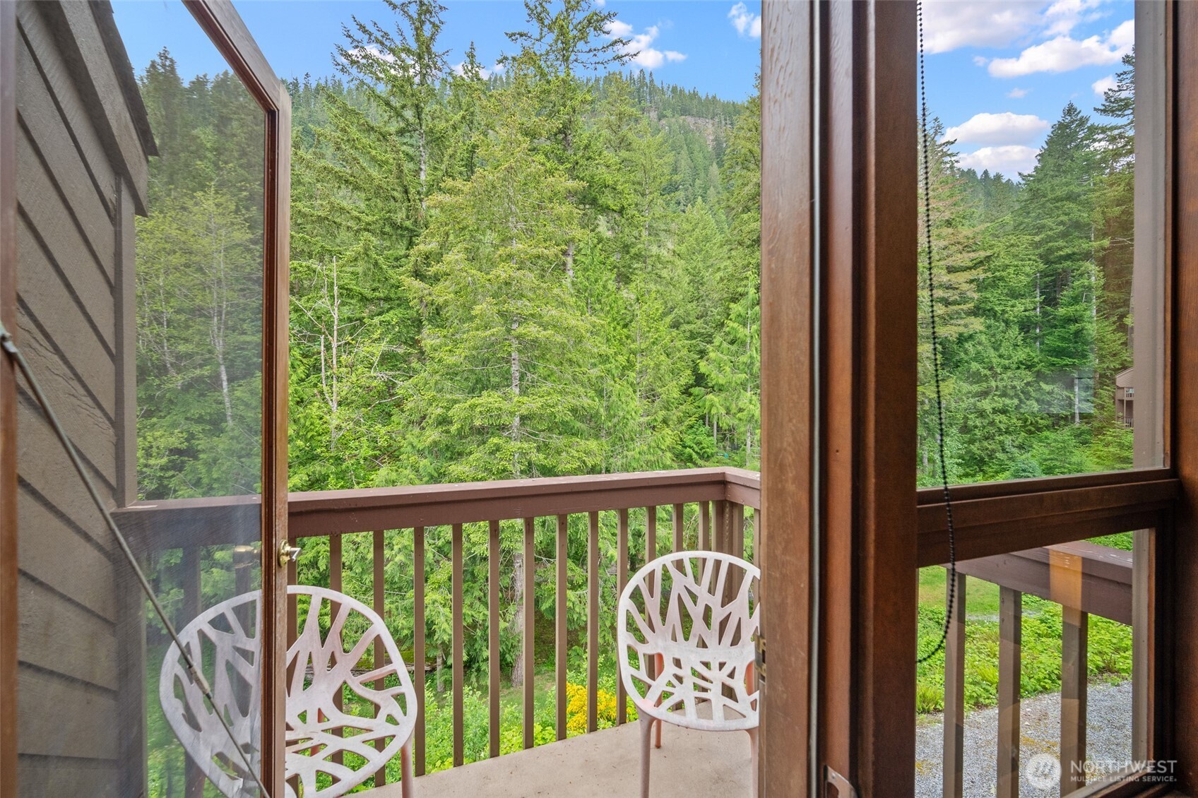 10500 Mt. Baker Highway 1002 Property Photo 2
