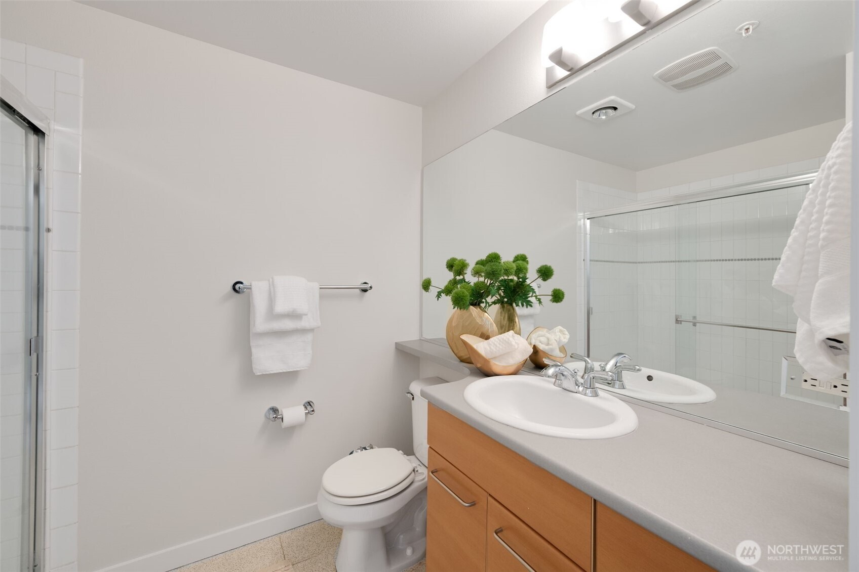 1410 E Pine Street W307 Property Photo 19
