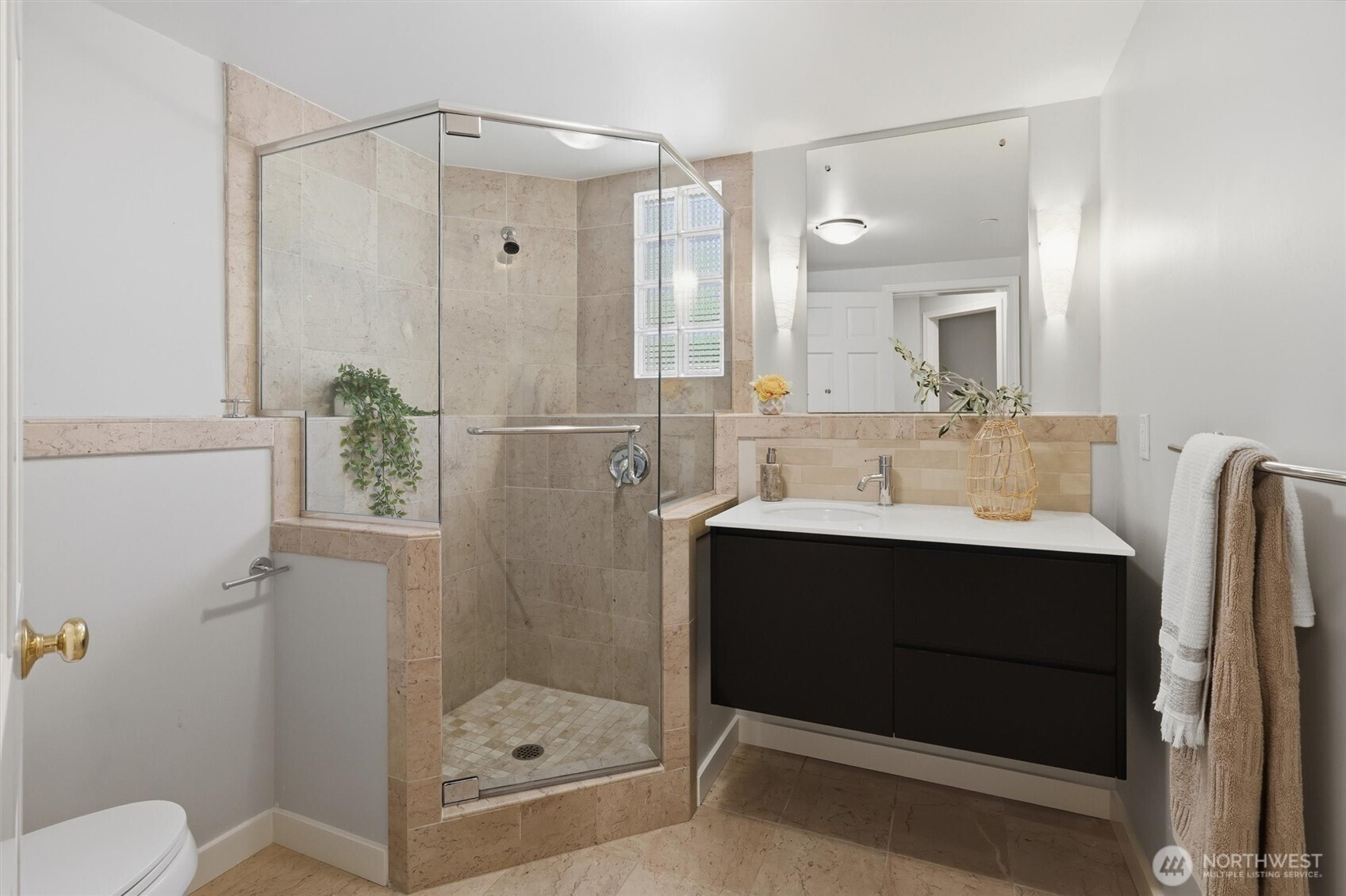 2209 W Lake Sammamish Parkway Property Photo 18
