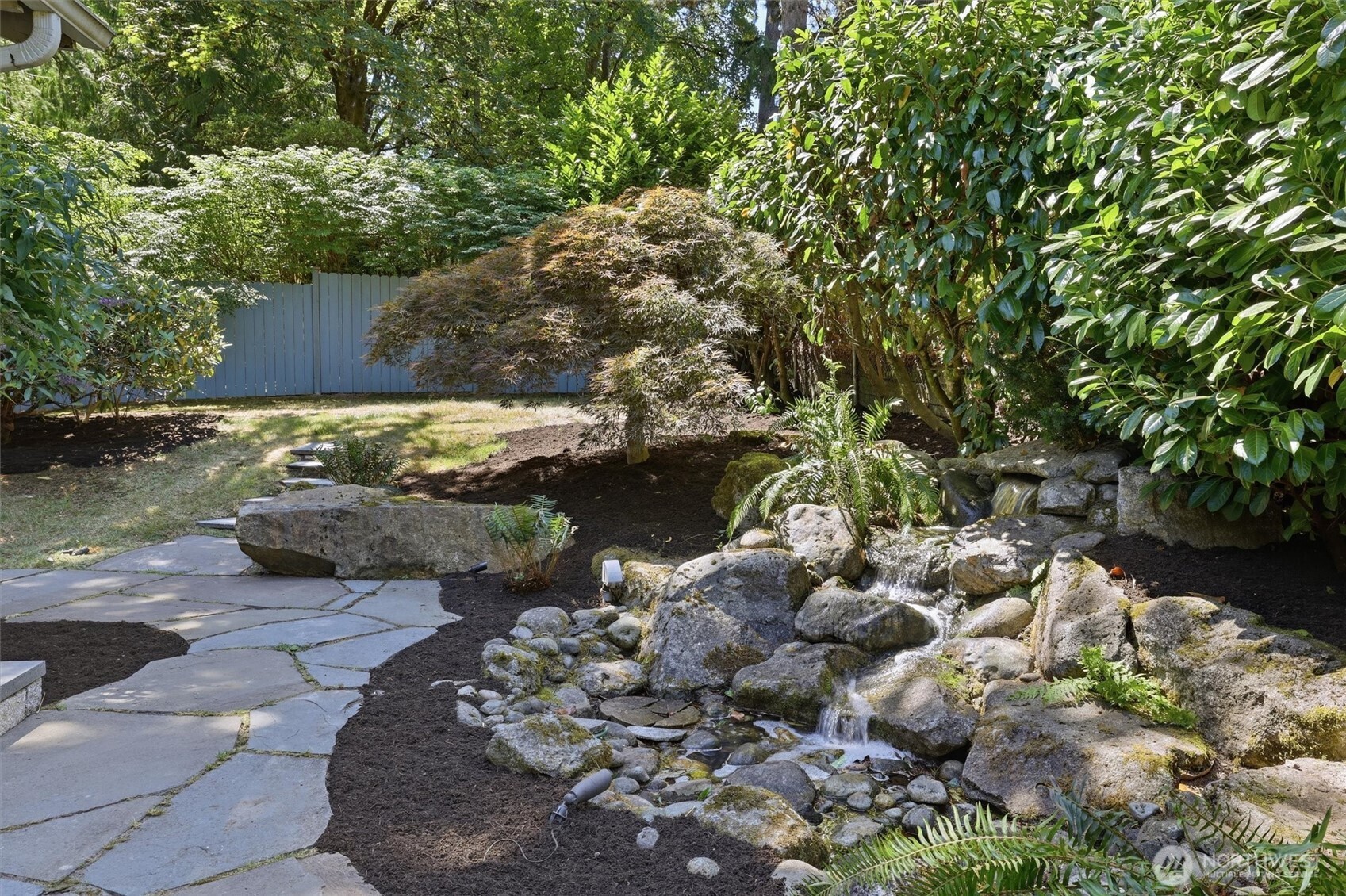2209 W Lake Sammamish Parkway Property Photo 25