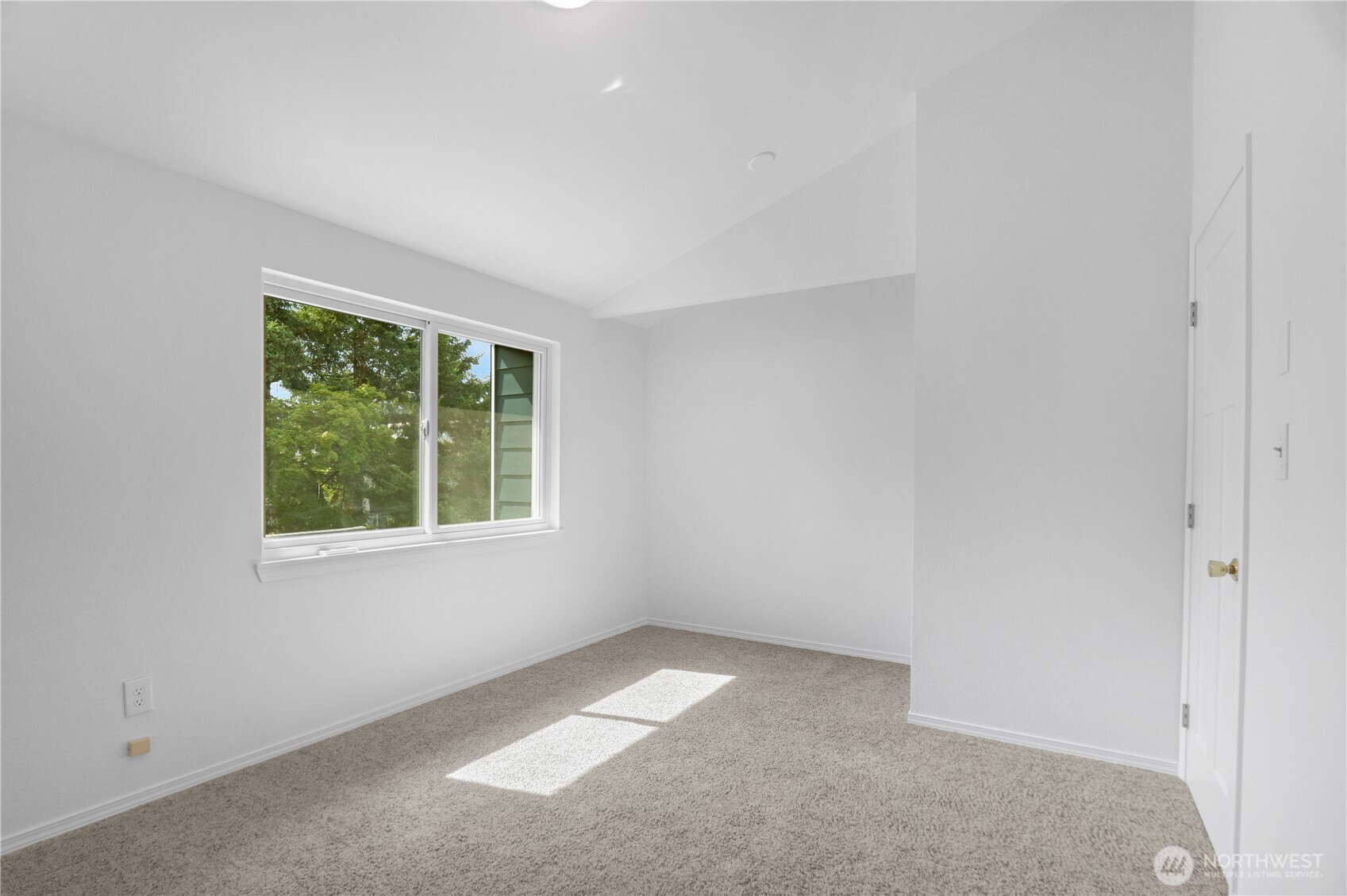 17018 Ne 80th Street C5 Property Photo 17