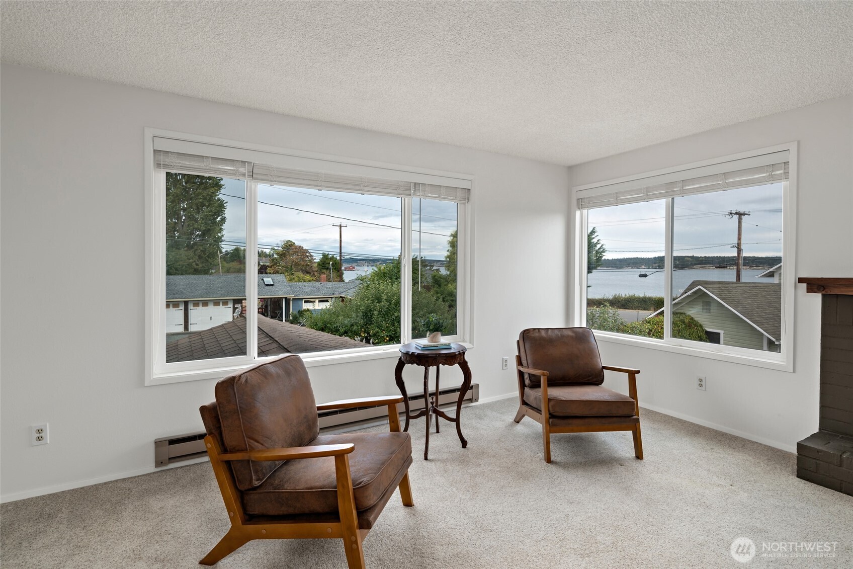 809 Ne Perkins Street Property Photo 4