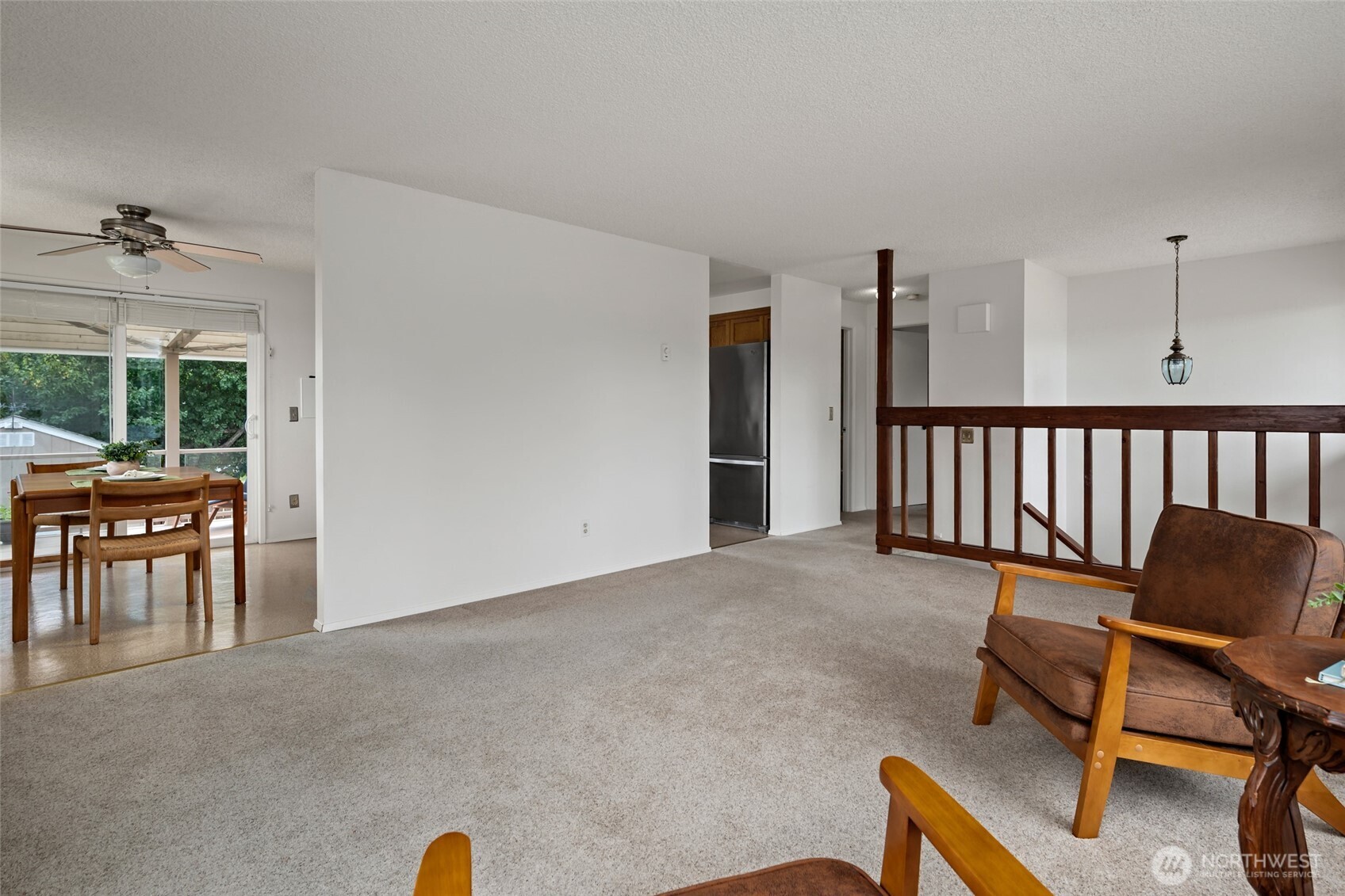 809 Ne Perkins Street Property Photo 6