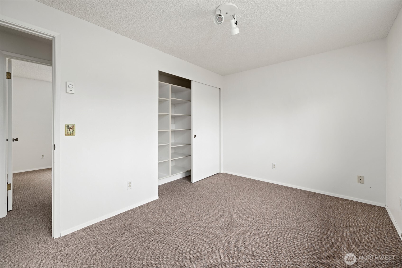 809 Ne Perkins Street Property Photo 18