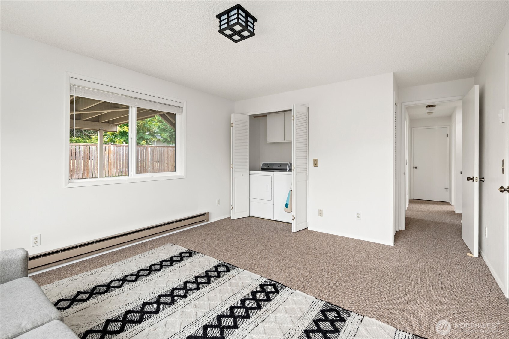 809 Ne Perkins Street Property Photo 23