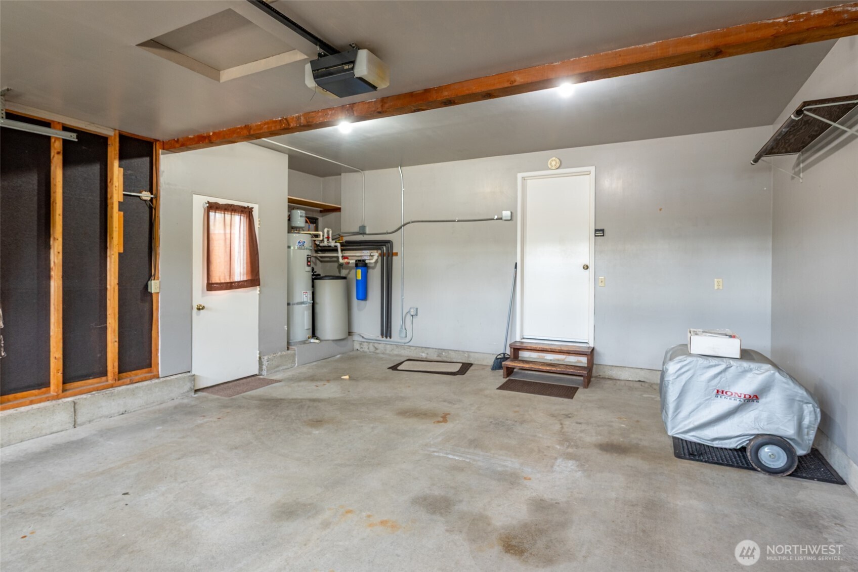 809 Ne Perkins Street Property Photo 30