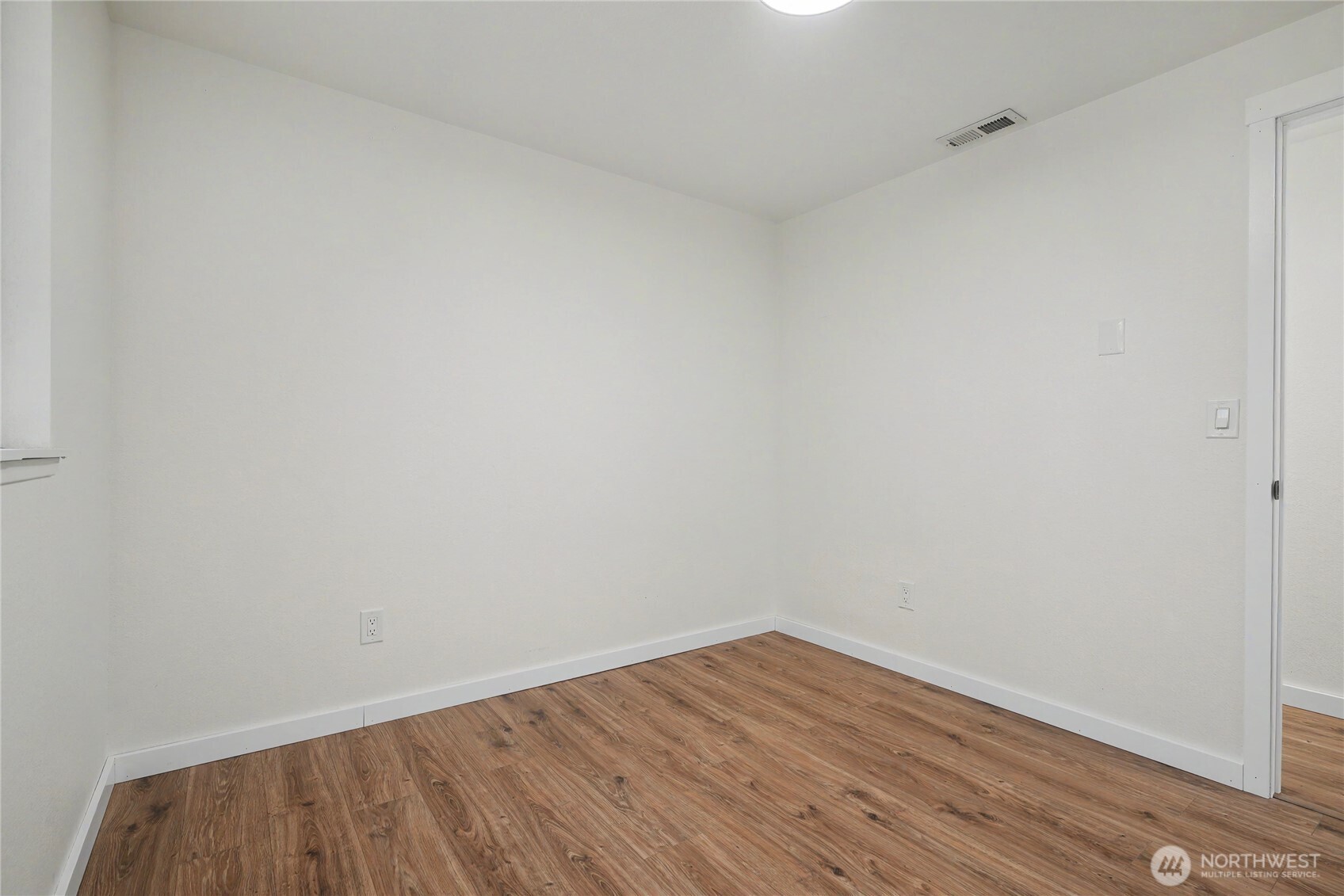 718 73rd Avenue Property Photo 16