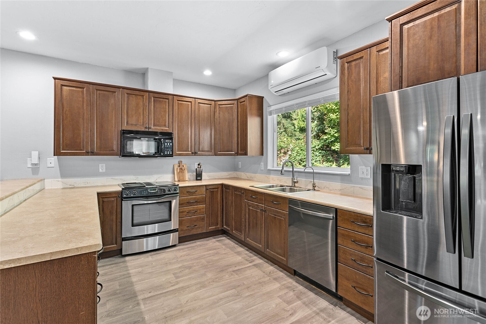5909 Everson Goshen Road Property Photo 10