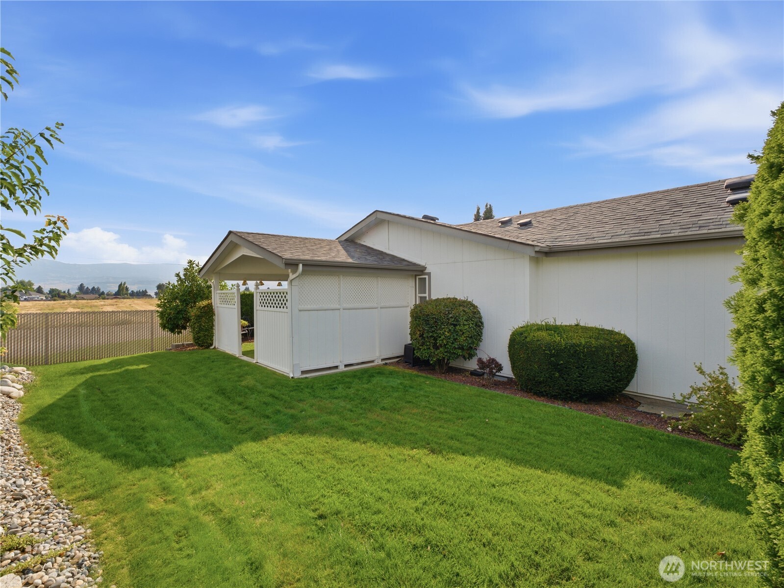 554 Canyon Drive Property Photo 5