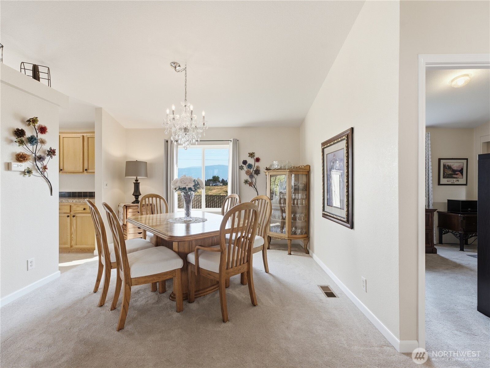 554 Canyon Drive Property Photo 12