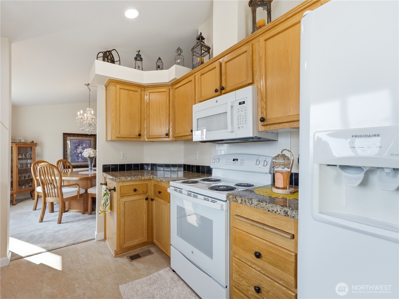 554 Canyon Drive Property Photo 17