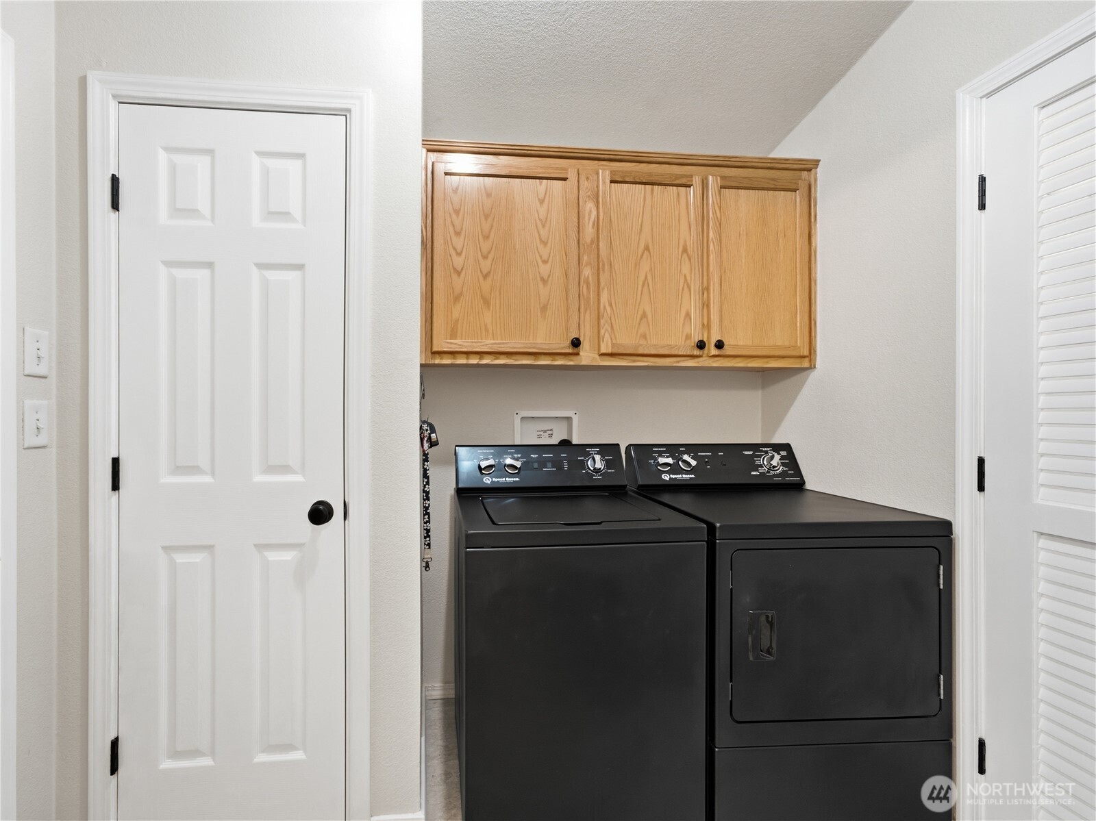 554 Canyon Drive Property Photo 27
