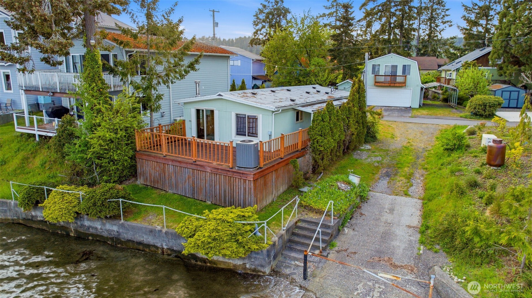 2838 Steamboat Island Loop Property Photo 8