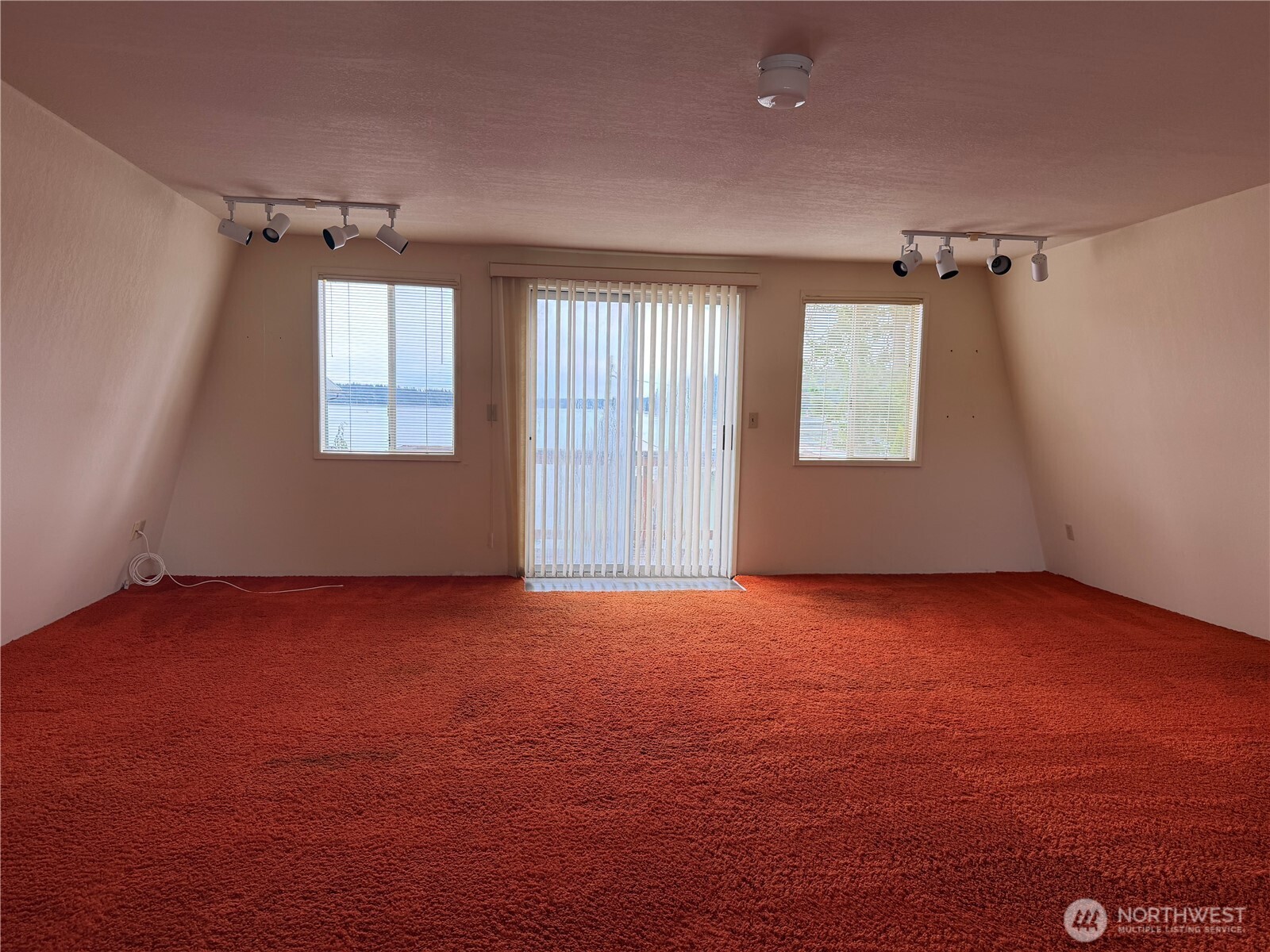 2838 Steamboat Island Loop Property Photo 35