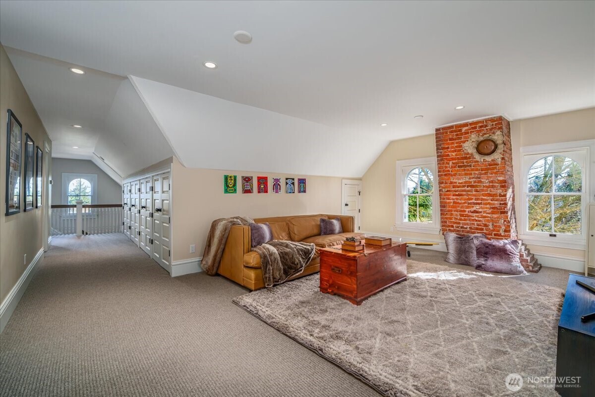 4200 Washington Avenue Property Photo 28