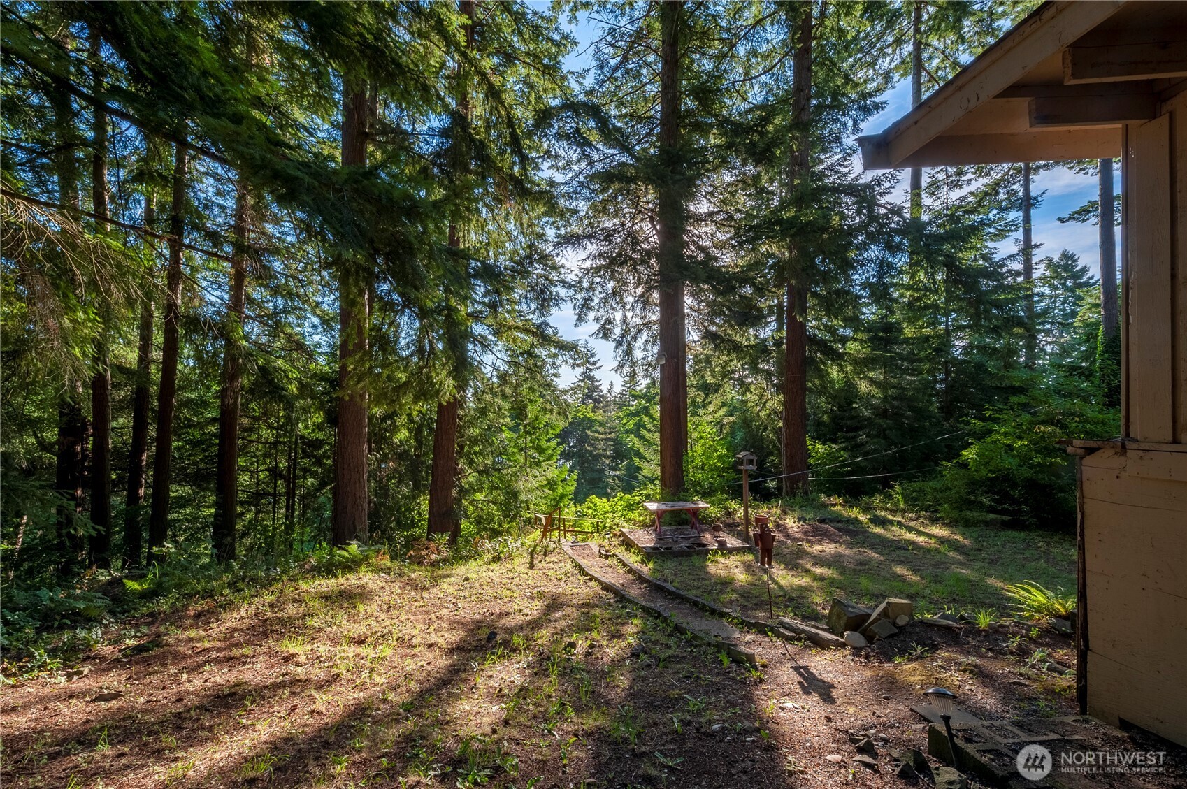 1265 Island Drive Property Photo 4
