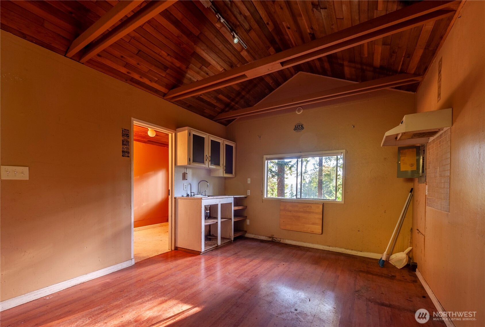 1265 Island Drive Property Photo 16